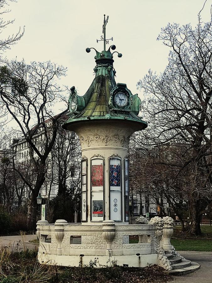 Central Mariahilfer Apartment 5 Min To The Schoenbrunn Palace And City Shopping Center Відень Екстер'єр фото